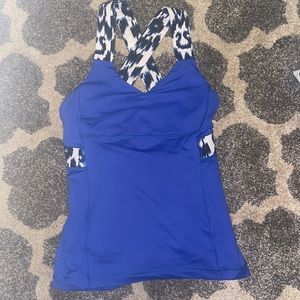 Lululemon tank